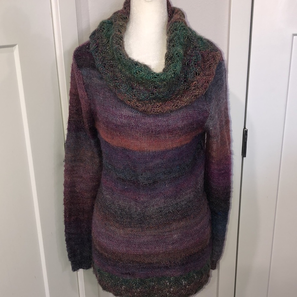 Dress Barn Sweater Women’s Size M Colorful, ombre turtleneck Slouchy Oversize.